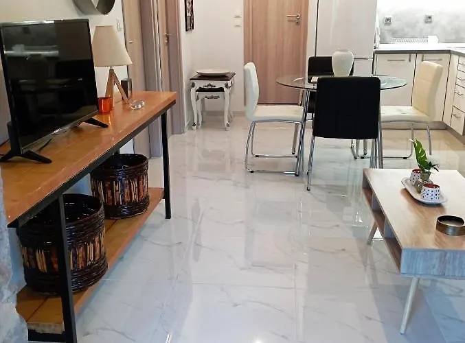 Σπίτι διακοπών Stonehouse & Casa Al Sole E Al Mare *