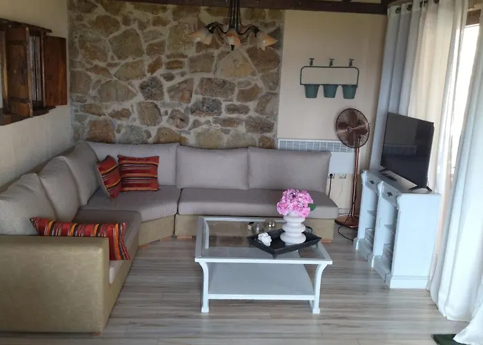 Stonehouse & Casa Al Sole E Al Mare *