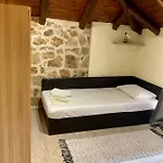 Stonehouse & Casa Al Sole E Al Mare