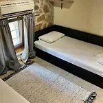Stonehouse & Casa Al Sole E Al Mare Holiday home Nea Roda