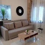 Holiday home Stonehouse & Casa Al Sole E Al Mare Nea Roda