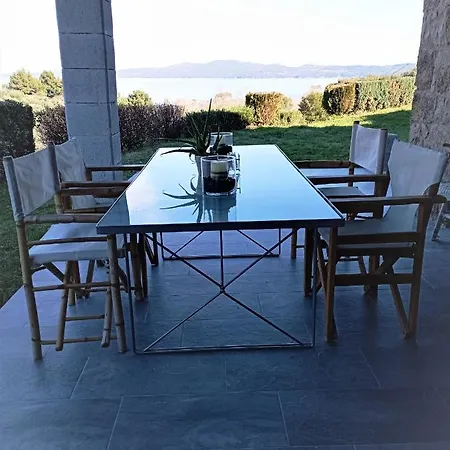 בית נופש Stonehouse & Casa Al Sole E Al Mare נאה רודה