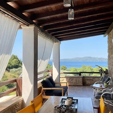 Stonehouse & Casa Al Sole E Al Mare *