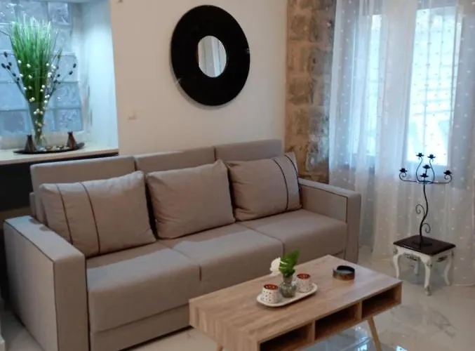 Сasa de vacaciones Stonehouse & Casa Al Sole E Al Mare Nea Roda