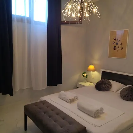 Stonehouse & Casa Al Sole E Al Mare Feriehus Nea Roda