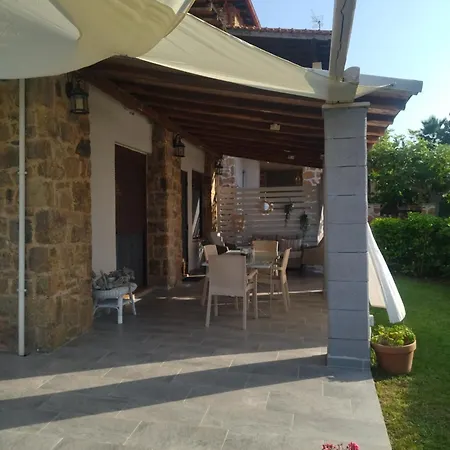 Stonehouse & Casa Al Sole E Al Mare Nea Roda