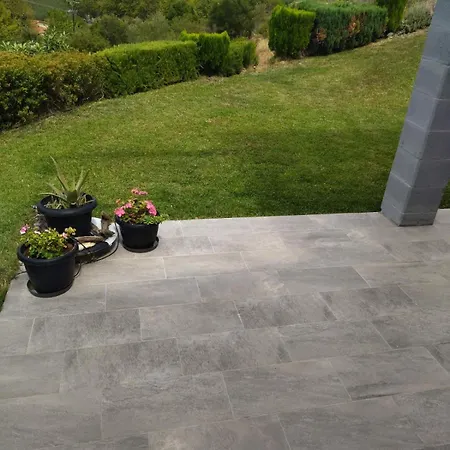 Feriehus Stonehouse & Casa Al Sole E Al Mare Nea Roda