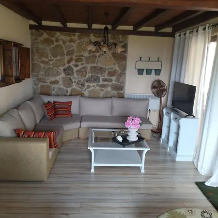 Stonehouse & Casa Al Sole E Al Mare *