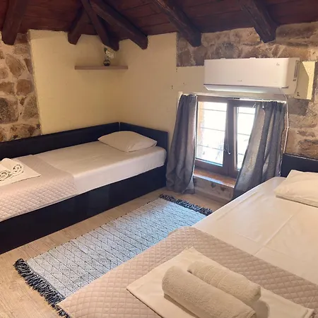 Сasa de vacaciones Stonehouse & Casa Al Sole E Al Mare