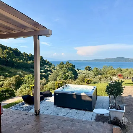 Stonehouse & Casa Al Sole E Al Mare Сasa de vacaciones Nea Roda