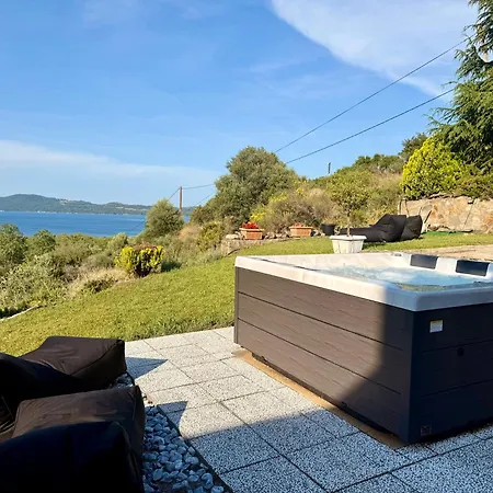 Stonehouse & Casa Al Sole E Al Mare Сasa de vacaciones